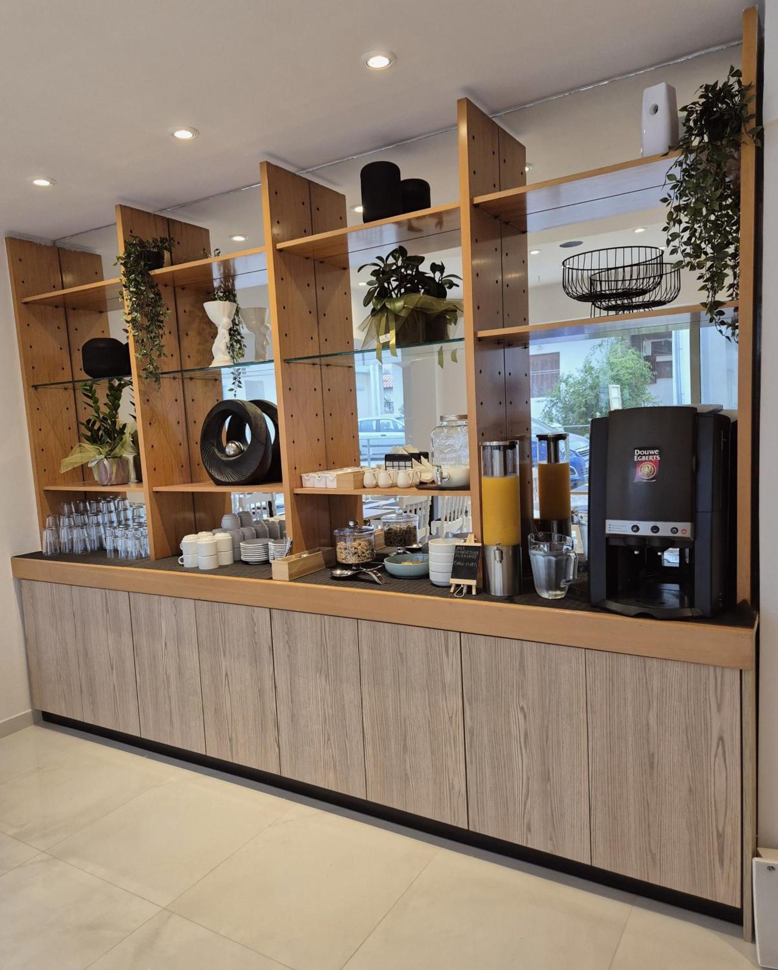 Soho Blue City Hotel Херсониссос Экстерьер фото